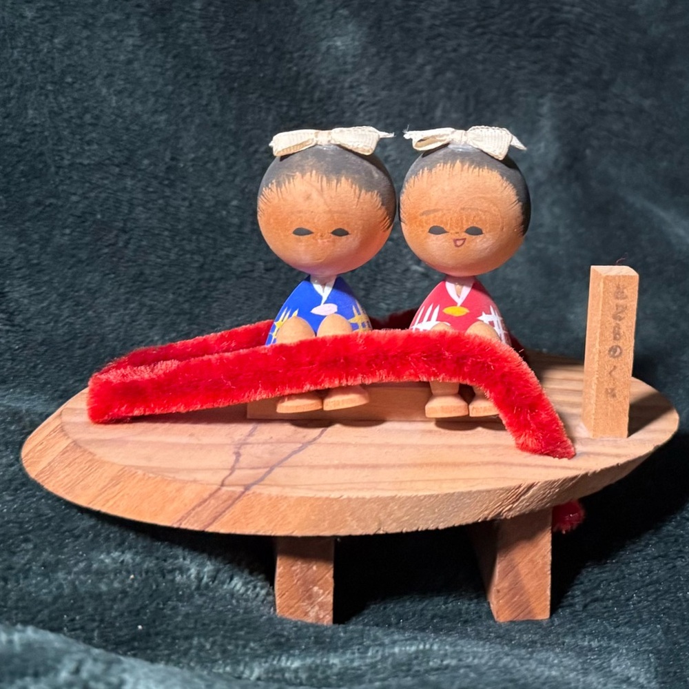 LAST CHANCE Vintage Japanese Kokeshi dolls